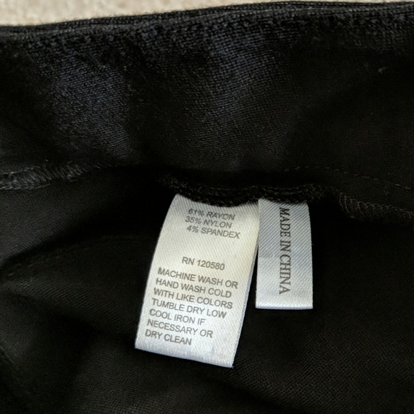 Amanda & Chelsea black pants - Picture 13 of 13